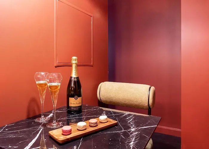 Apartment Geisha Design, Romantisme Et Parking *
